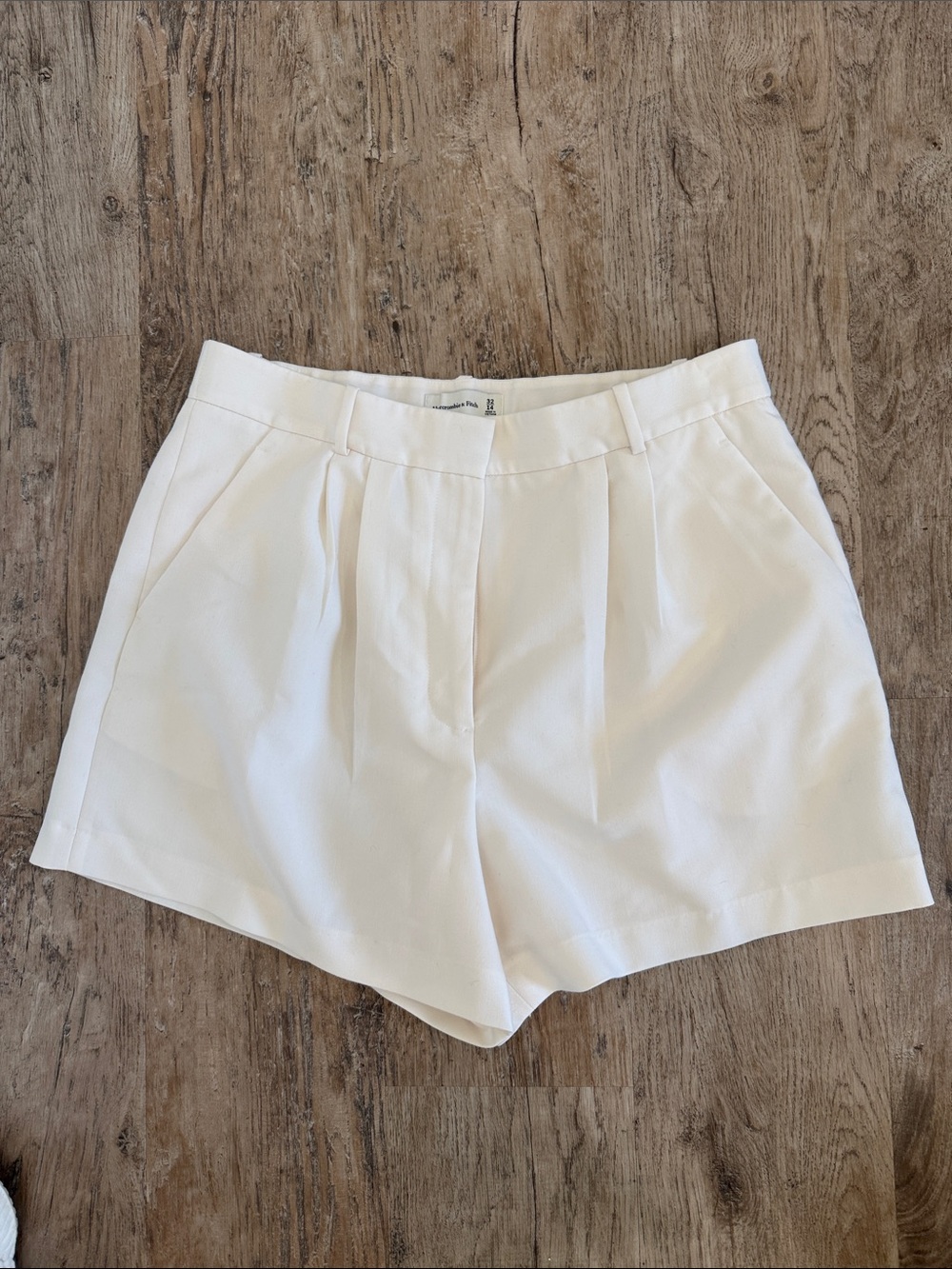 Abercrombie & Fitch Cream Sloane Tailored High-Waist Shorts